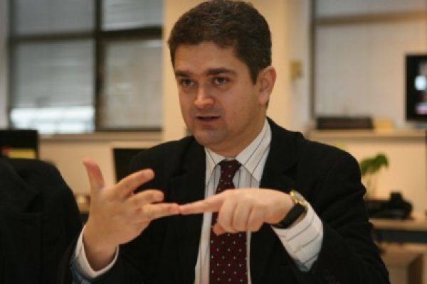 Ameninţat cu excluderea din PDL, Paleologu ripostează: 